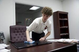 7 Ways Clean Offices Improve Employee Health and Productivity